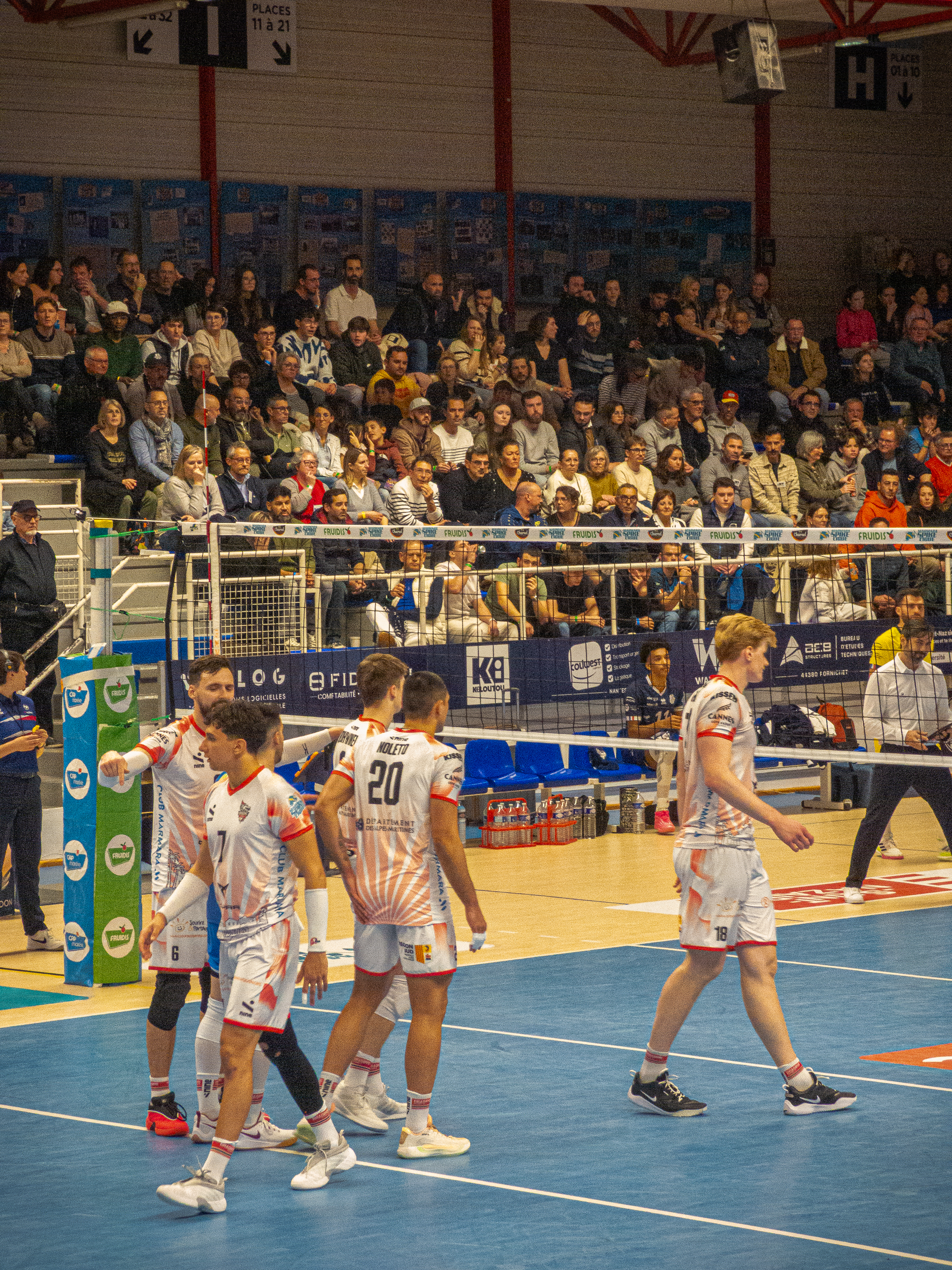 Volley 2