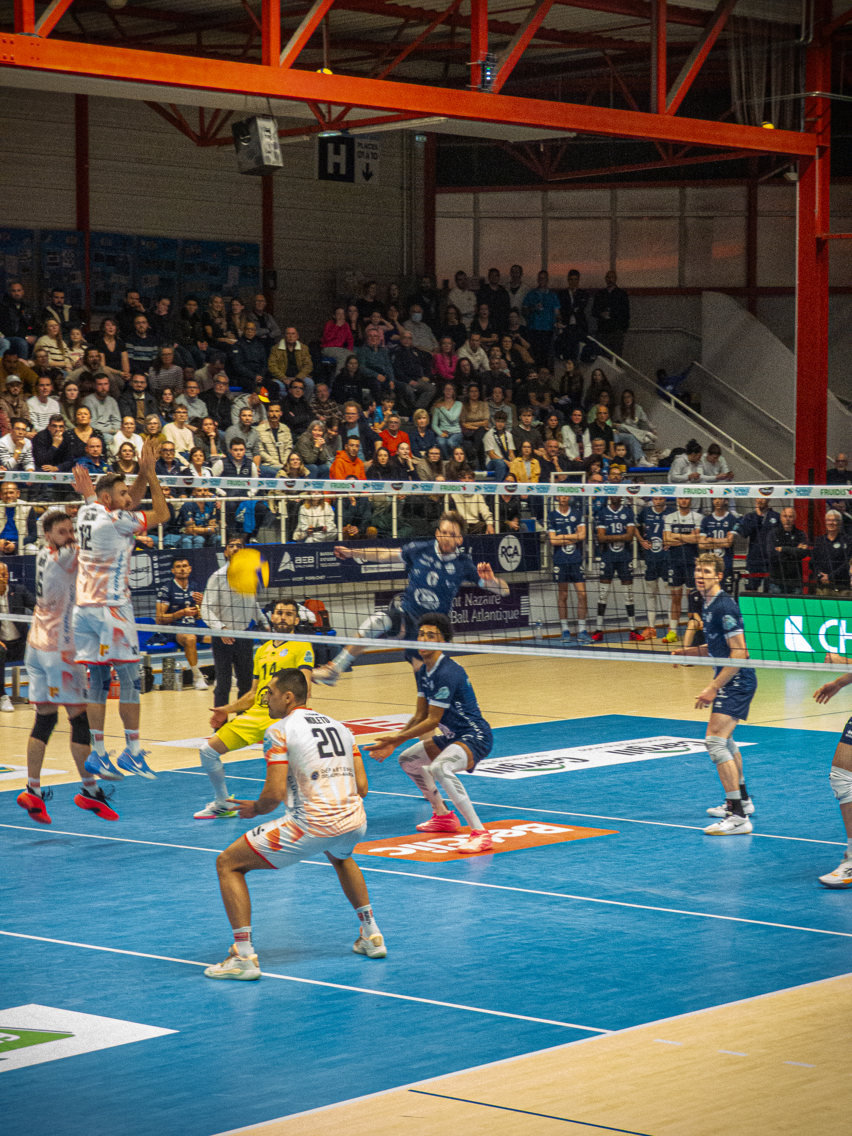 Volley 5