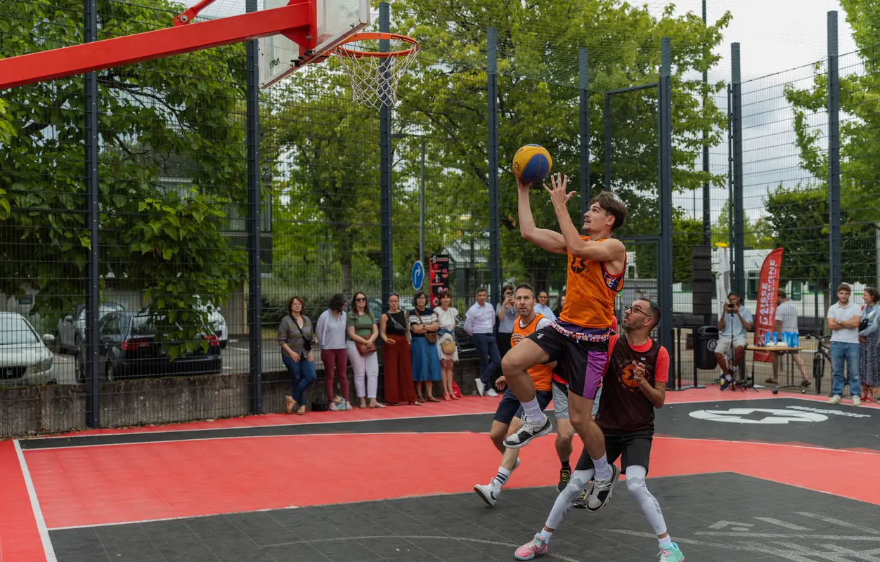 Mockup Flamingos Life 3